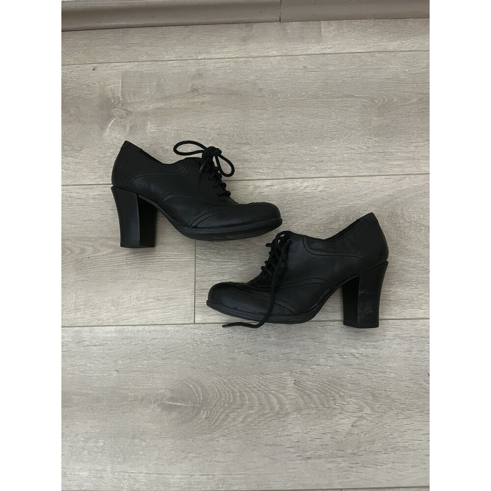 Born BOC Shoes Womens 6 Black Leather Wingtips Lace Up Zandi Ankle Booties Heels - Picture 5 of 5